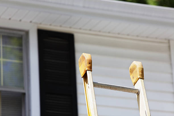 Siding Removal and Disposal in Two Rivers, WI